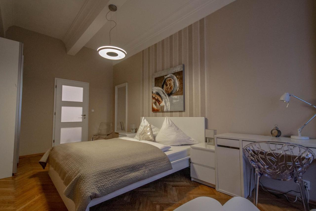 Design Apartment By Ruterra Prague Ngoại thất bức ảnh